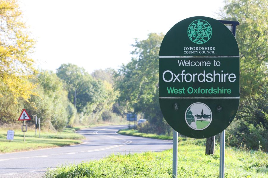 Welcome to Oxfordshire sign